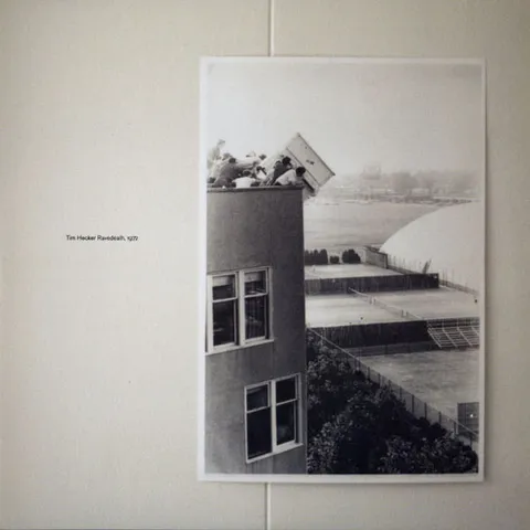 Tim Hecker — Ravedeath, 1972